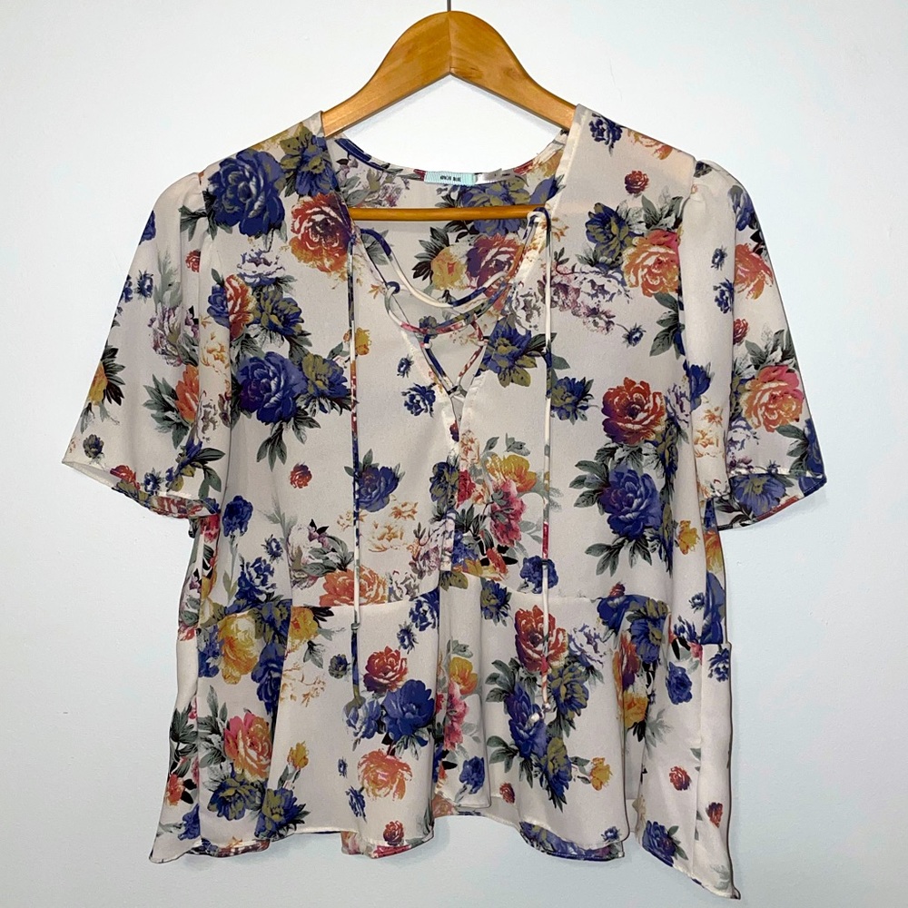 Floral Lace up Blouse